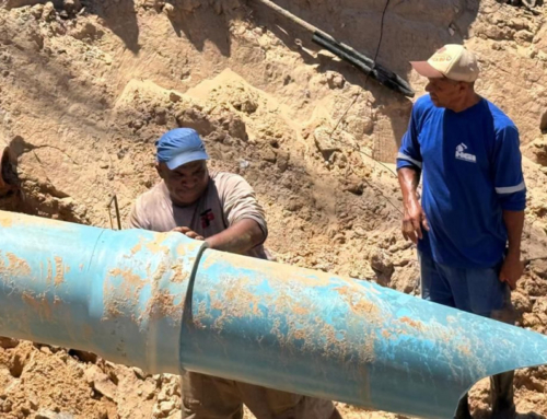 Deso atua em reparos de adutora na Avenida Pedro Calazans